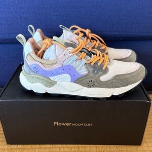 Flower Mountain Trail Sneakers